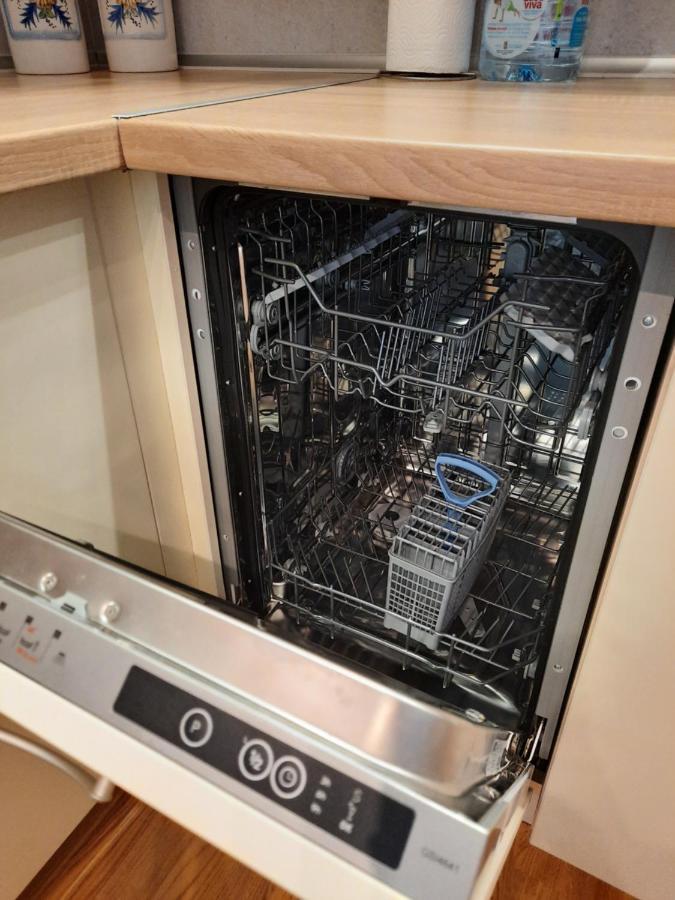 Lux Advent Apartment Суботица Екстериор снимка